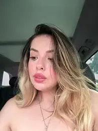 Alirawrz — Stripchat recorded stream screenshot (16 Mar 2025)