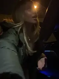 Etwas_neugierig — Stripchat recorded stream screenshot (16 Mar 2025)