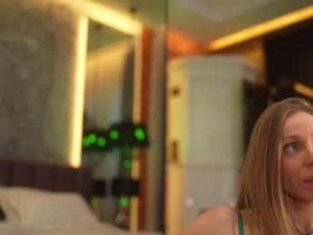 eva_fashionista — Chaturbate recorded stream screenshot (17 Mar 2025)