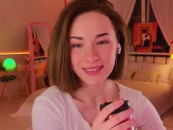 uwunikaa — Chaturbate recorded stream screenshot (17 Mar 2025)