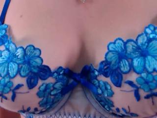 Aliah Manzur — Flirt4free recorded stream image, 18.03.2025 11:20