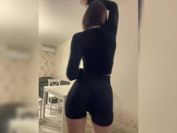 BabyDarii — Bongacams recorded stream screenshot (18 Mar 2025)