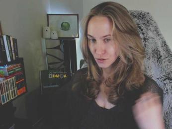 Adamova_Eva — Bongacams recorded stream image, 18.03.2025 21:50