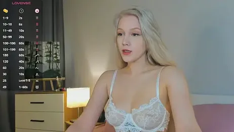 AliceLebel — Stripchat recorded stream image, 19.03.2025 03:30