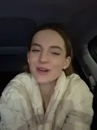 -AngelAri- — Stripchat recorded stream image, 19.03.2025 09:00