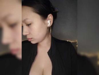 Goldlove10 — Bongacams recorded stream screenshot (19 Mar 2025)