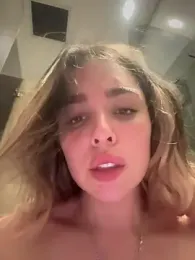 Alirawrz — Stripchat recorded stream screenshot (20 Mar 2025)