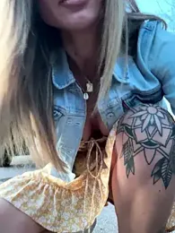 Etwas_neugierig — Stripchat recorded stream screenshot (20 Mar 2025)