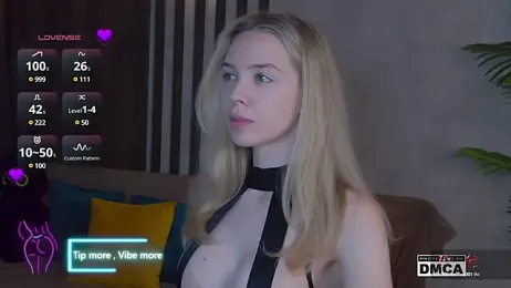 Holl1Would — Stripchat recorded stream screenshot (20 Mar 2025)