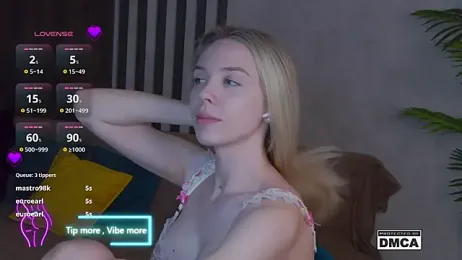 Holl1Would — Stripchat recorded stream screenshot (20 Mar 2025)