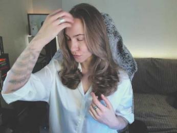 Adamova_Eva — Bongacams recorded stream image, 20.03.2025 19:40