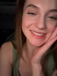 -AngelAri- — Stripchat recorded stream image, 21.03.2025 09:10