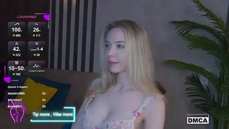 Holl1Would — Stripchat recorded stream screenshot (21 Mar 2025)