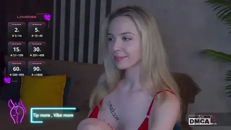 Holl1Would — Stripchat recorded stream screenshot (21 Mar 2025)