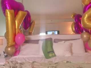 karliekayozz — Camsoda recorded stream image, 22.03.2025 02:20