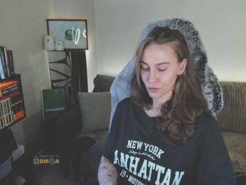 Adamova_Eva — Bongacams recorded stream image, 21.03.2025 19:20