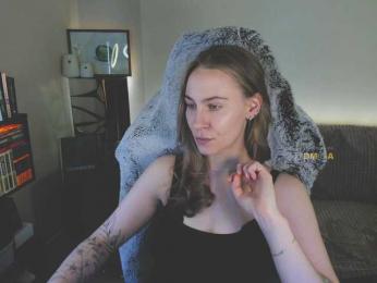 Adamova_Eva — Bongacams recorded stream image, 21.03.2025 19:20