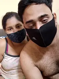 IND_COUPLE1 — Stripchat recorded stream image, 22.03.2025 14:00
