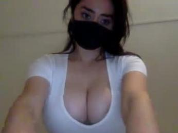 _natycutei19 — Chaturbate recorded stream image, 22.03.2025 18:10