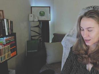 Adamova_Eva — Bongacams recorded stream image, 22.03.2025 18:10