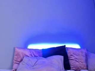 mollyybloom — Camsoda recorded stream image, 22.03.2025 18:50