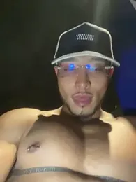 MaxxxSteil — Stripchat recorded stream image, 23.03.2025 04:10