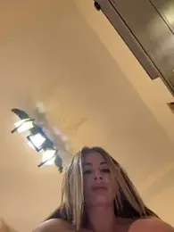 IsabellaEtthan — Stripchat recorded stream image, 23.03.2025 21:10