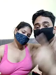 IND_COUPLE1 — Stripchat recorded stream image, 24.03.2025 19:20