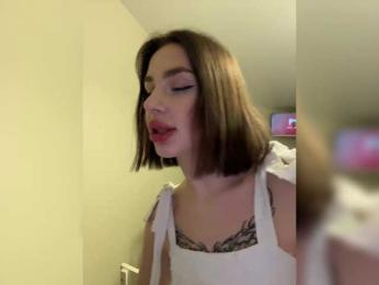 BabyDarii — Bongacams recorded stream image, 25.03.2025 15:20