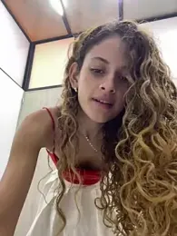 alana15 — Stripchat recorded stream image, 25.03.2025 21:30