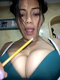 LIZ-06_ — Stripchat recorded stream image, 03.02.2025 22:00