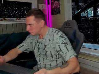 agatabryantt — Camsoda recorded stream image, 28.03.2025 15:10