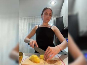 Zarina888 — Bongacams recorded stream screenshot (28 Mar 2025)