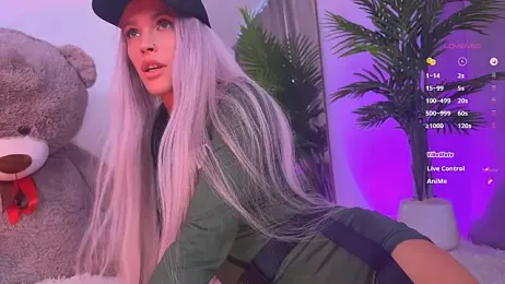 mikkixmeow — Stripchat recorded stream screenshot (29 Mar 2025)