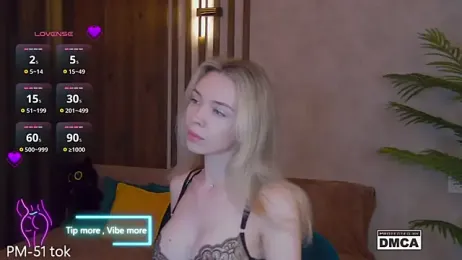 Holl1Would — Stripchat recorded stream screenshot (29 Mar 2025)