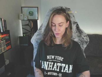 Adamova_Eva — Bongacams recorded stream image, 29.03.2025 19:40