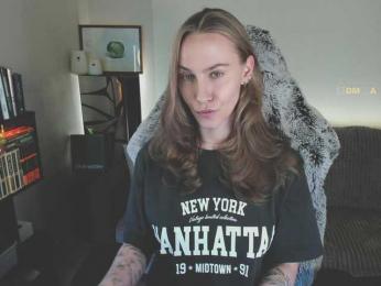 Adamova_Eva — Bongacams recorded stream image, 29.03.2025 19:40
