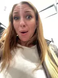 Sweet___Emily — Stripchat recorded stream image, 30.03.2025 10:50