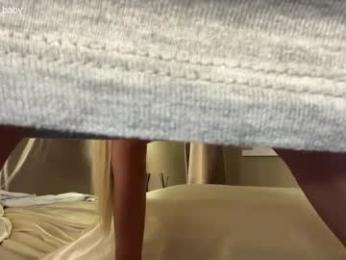 enchant_baby_ — Chaturbate recorded stream image, 30.03.2025 02:00