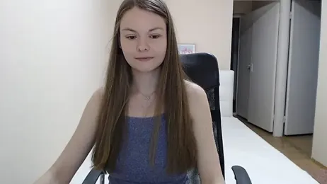 AnnaSweet18 — Stripchat recorded stream image, 30.03.2025 16:10