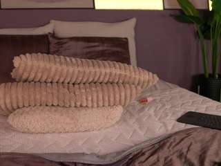ellediane — Camsoda recorded stream image, 31.03.2025 00:30