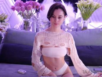 Taanni — Bongacams recorded stream screenshot (03 Feb 2025)