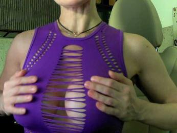 Mashulya29 — Bongacams recorded stream image, 01.04.2025 05:50