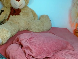 xyomarabrown — Camsoda recorded stream image, 04.02.2025 07:00