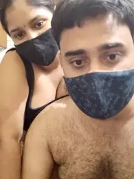 IND_COUPLE1 — Stripchat recorded stream image, 01.04.2025 15:00