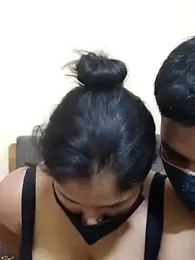 IND_COUPLE1 — Stripchat recorded stream image, 01.04.2025 15:00