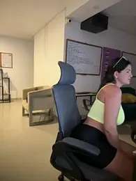 Carolina_Novoa — Stripchat recorded stream screenshot (01 Apr 2025)