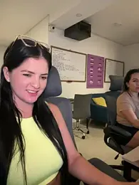 Carolina_Novoa — Stripchat recorded stream screenshot (01 Apr 2025)