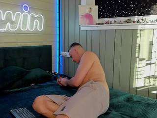 agatabryantt — Camsoda recorded stream image, 04.02.2025 08:10