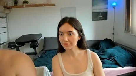 PollyFlame — Stripchat recorded stream screenshot (02 Apr 2025)